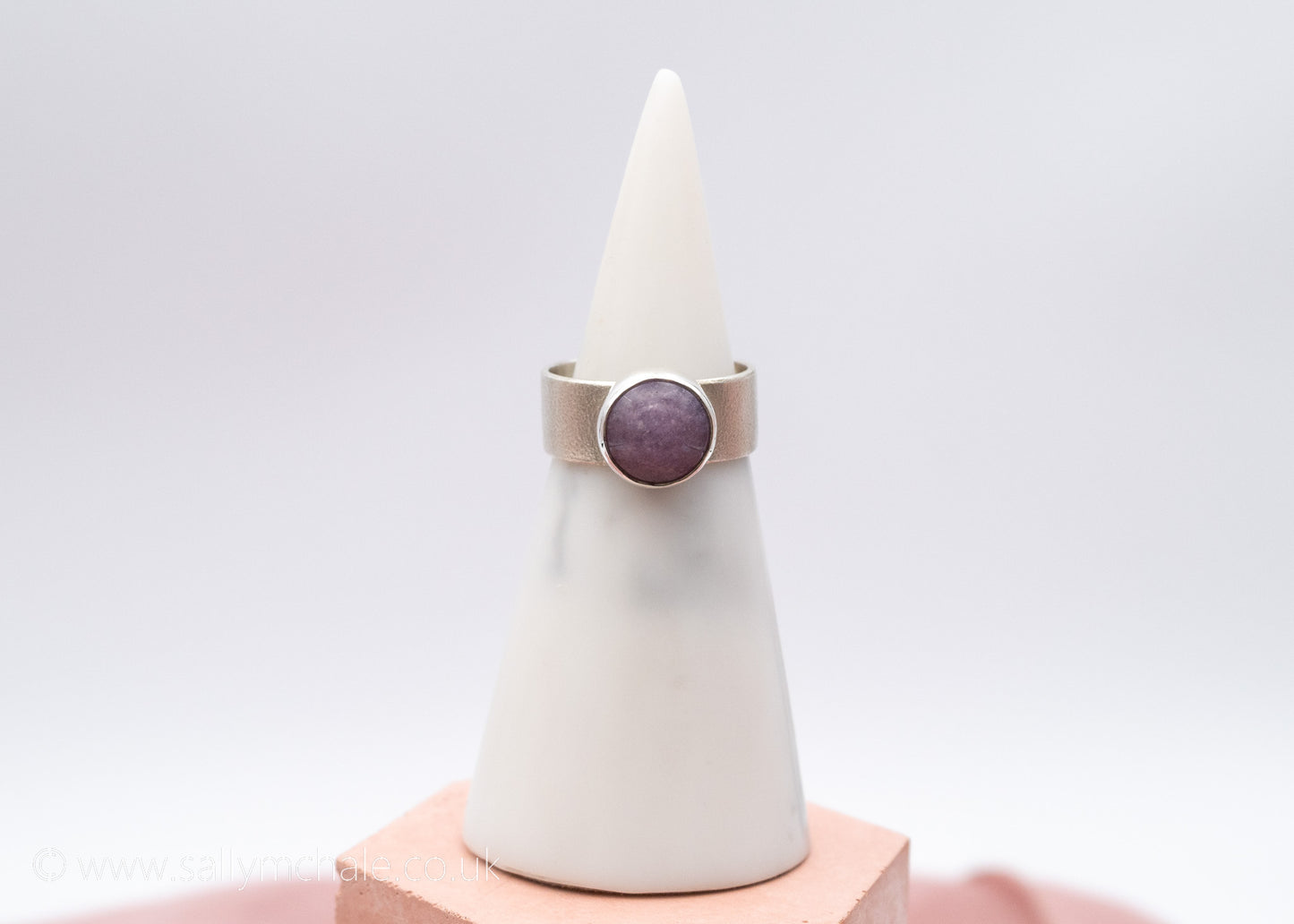 Electric Spar Purple Ring Size Q